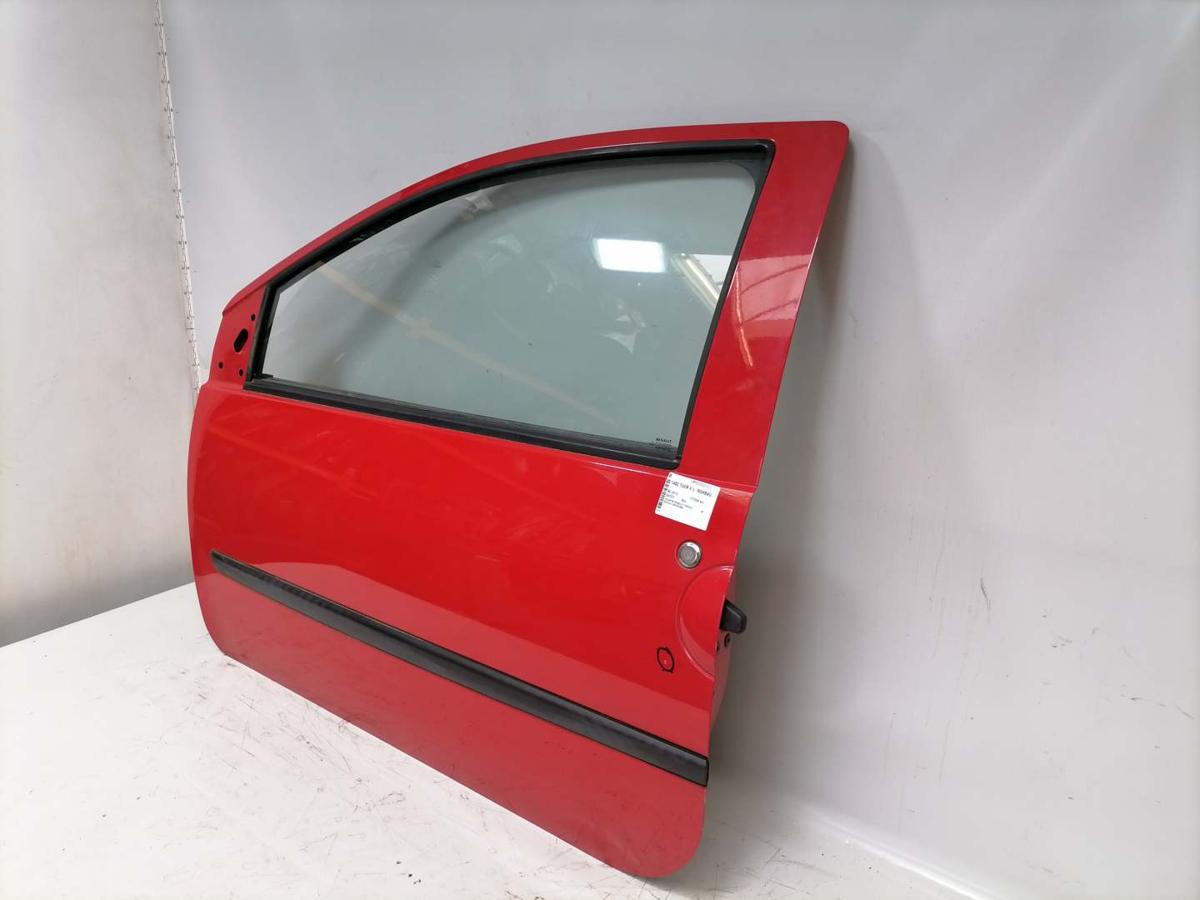 Renault Twingo 2 original Tür vorn links OV727 Rot Bj.2010